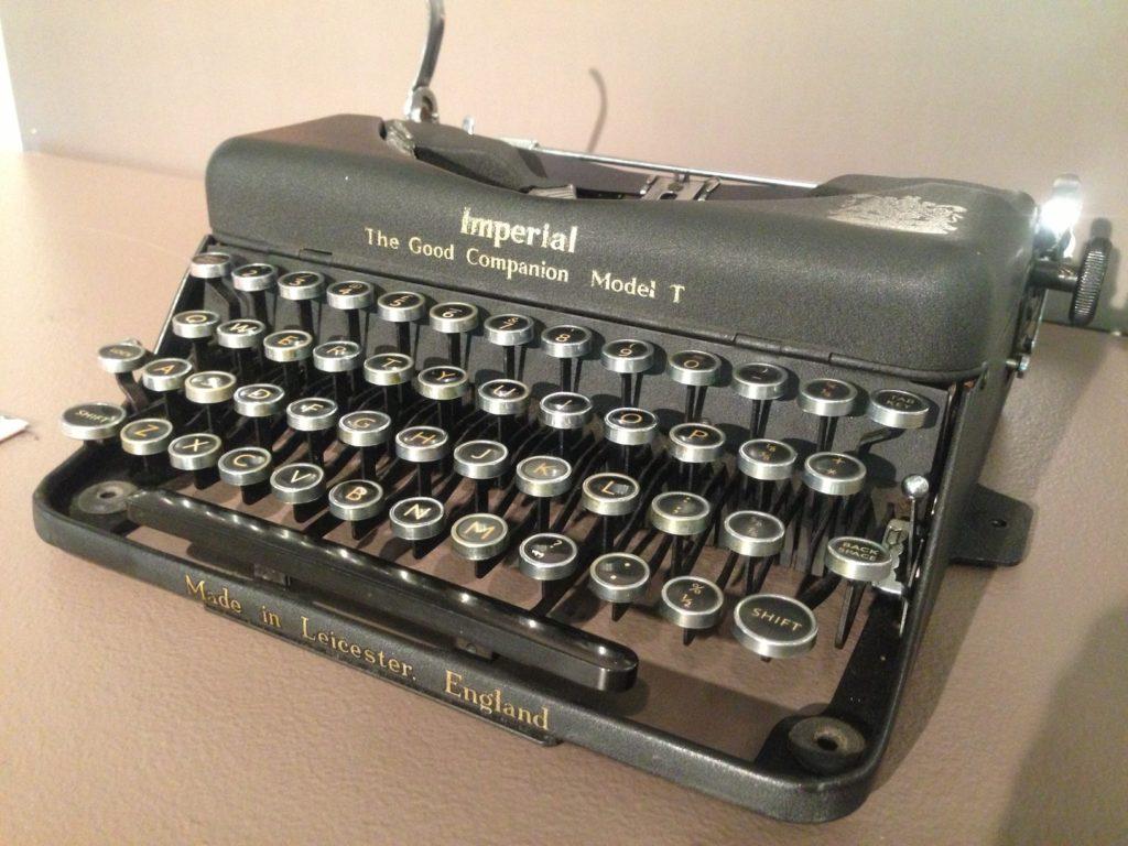 Celebrity typewriters at the Gallery 360