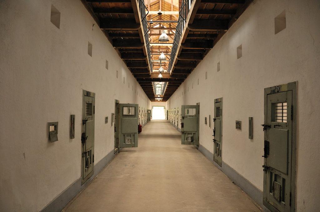 Welfare is not slavery, but the prison system is