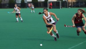 Field hockey swings eight-game win streak