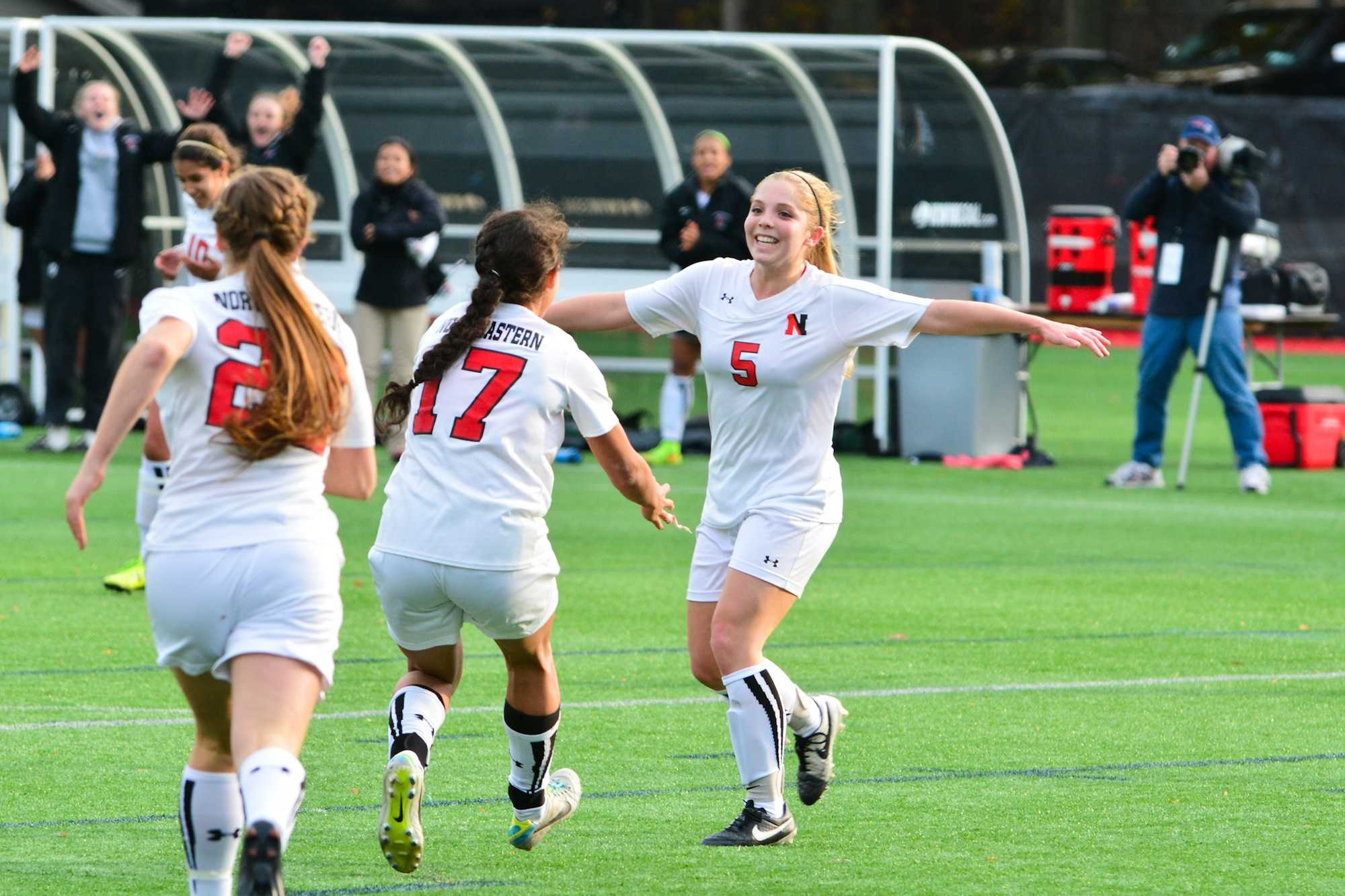 Women’s soccer claims consecutive CAA title - The Huntington News