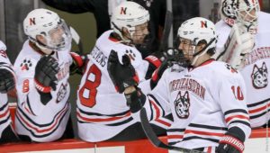 Huskies stay hot, sweep another series