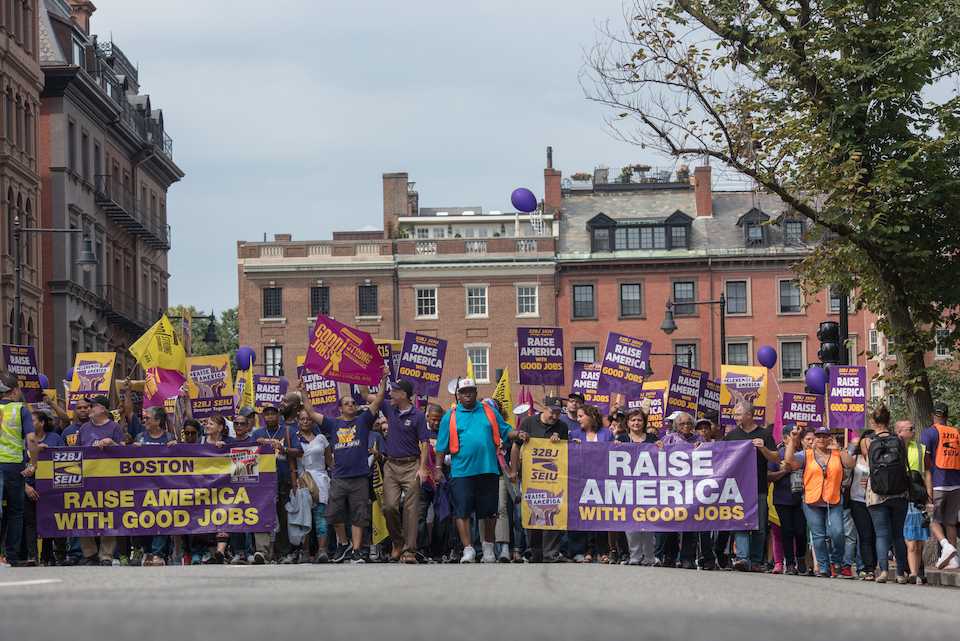 Janitors to vote on new contract