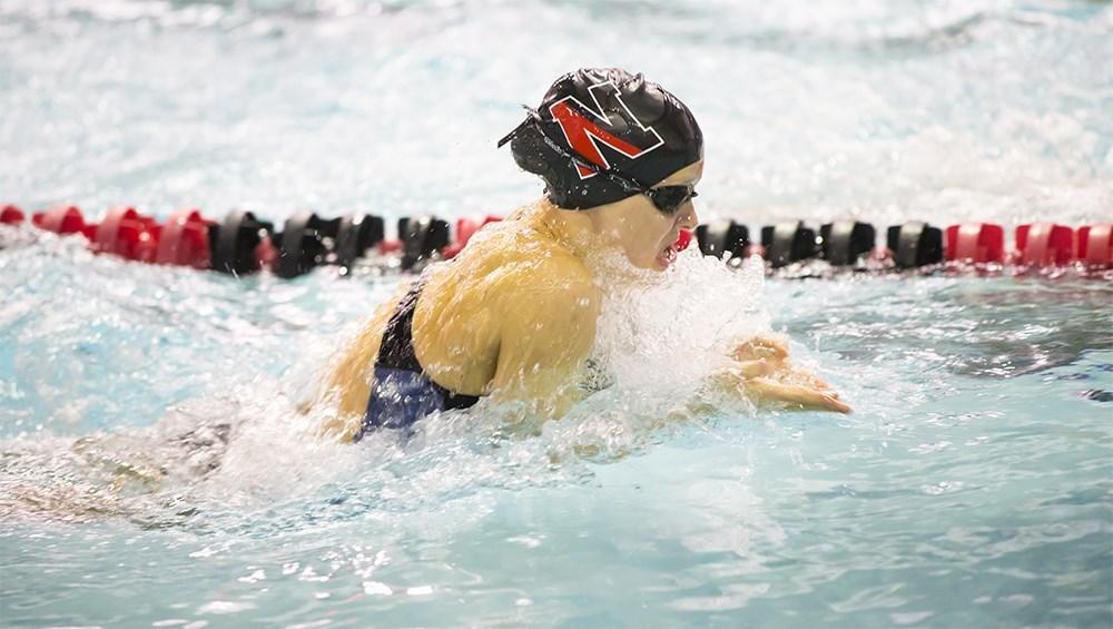 Swimming and diving makes splash in first meet