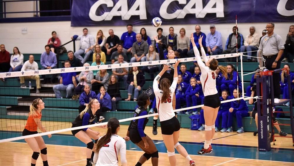 Women’s volleyball falls to Delaware in first round of CAA tournament