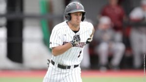 Huskies struggle in start to conference play