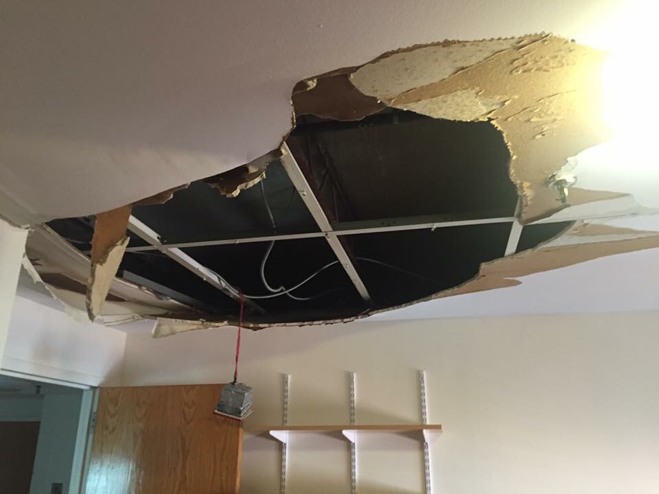 Willis Hall Apartment Ceiling Collapses The Huntington News