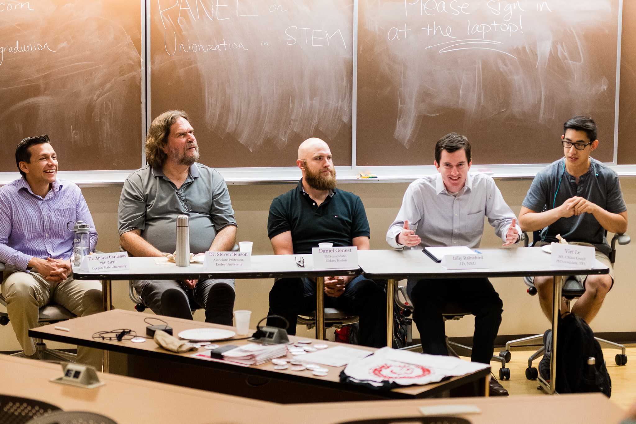 A panel of five past and present union members discussed Graduate Employees of Northeastern Universitys push to unionize.  / Photo by Brian Bae