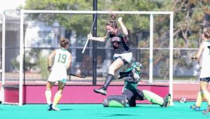 Huskies tack up six unanswered goals to crush Vermont