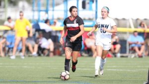 Huskies split pair of weekend matches