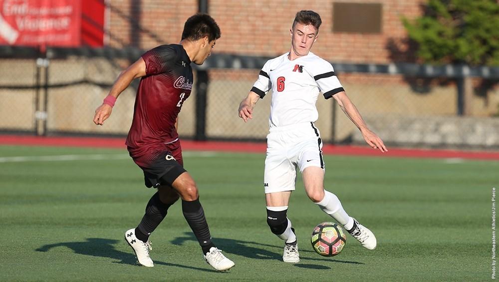 Mens soccer grinds through difficult stretch