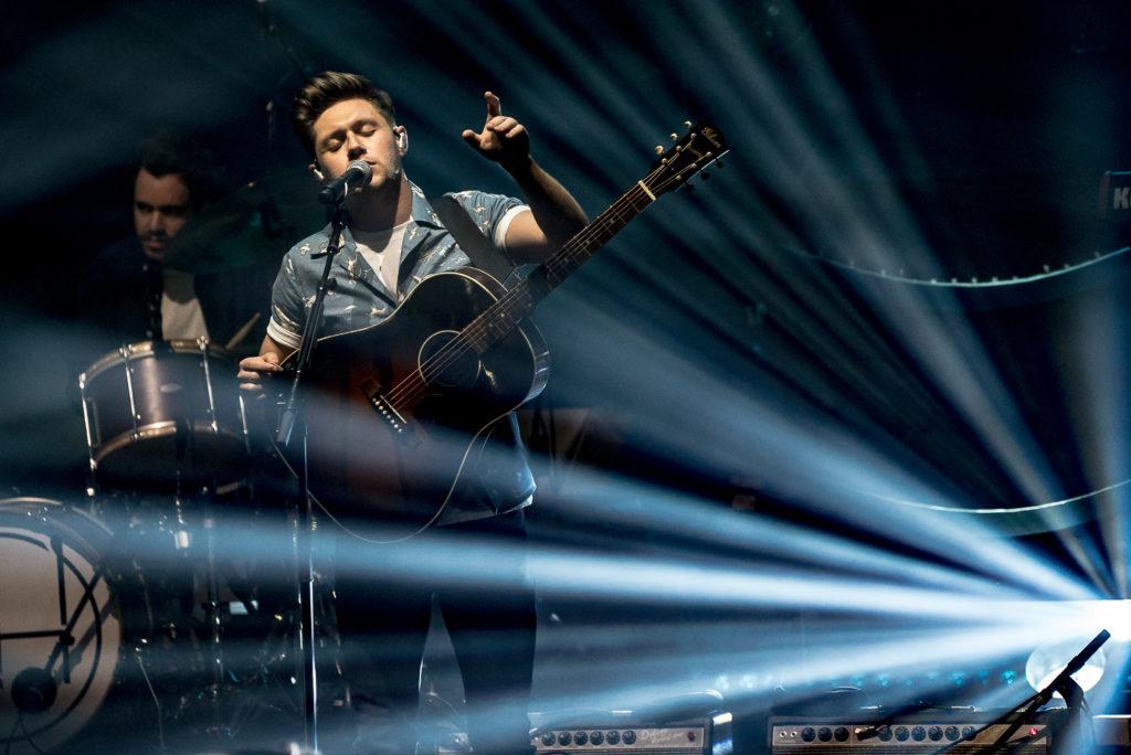 Former One Direction heartthrob Niall Horan played his first Boston gig on Friday since the band declared its hiatus two years ago. 

