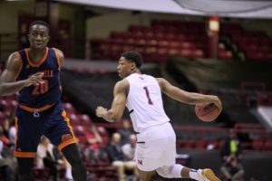 Third game of homestand brings third straight win for men’s hoops