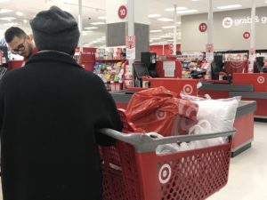 Environmentalists applaud plastic bag ban, retailers oppose