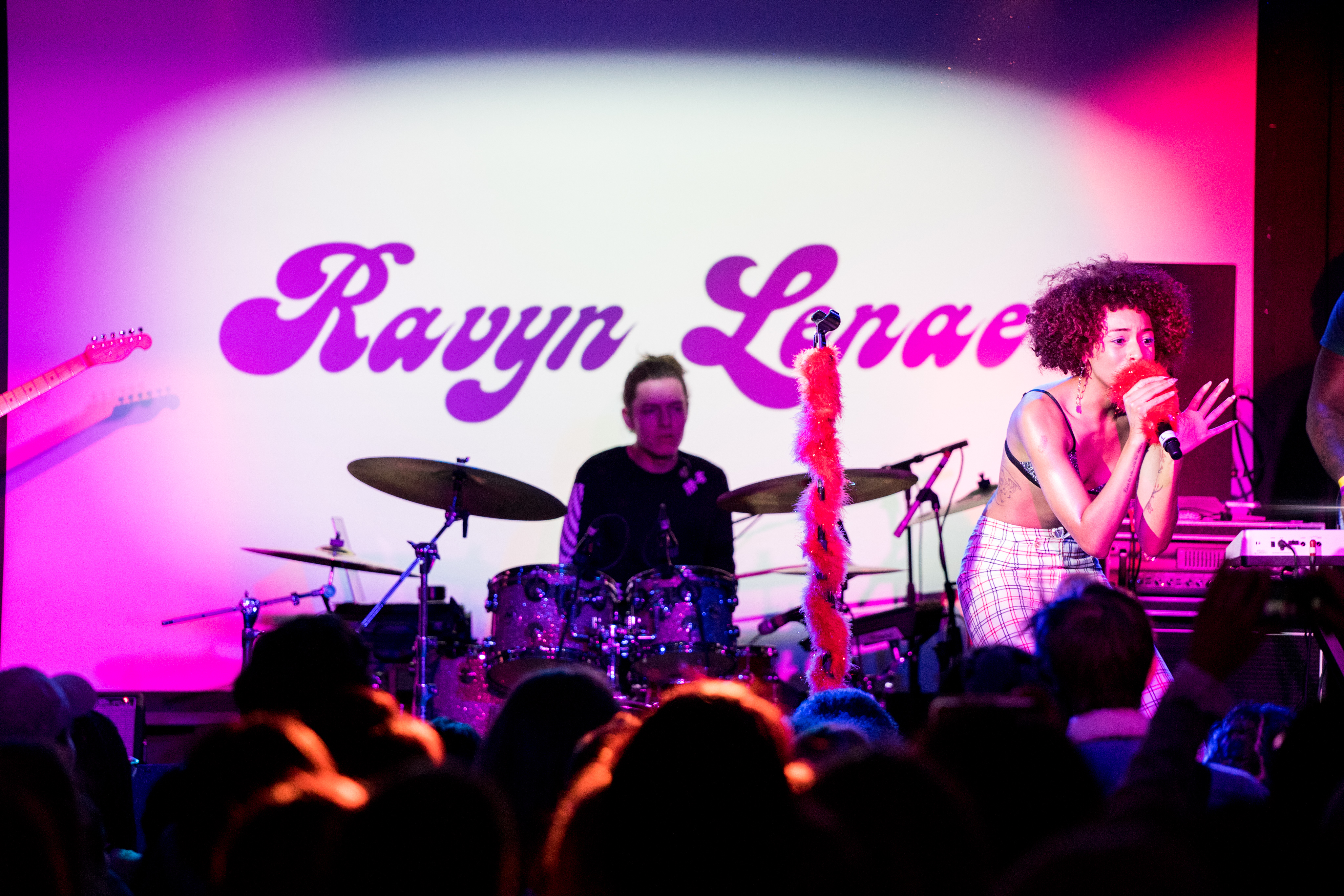 Ravyn Lenae performs. / Photo by Alex Melagrano
