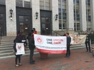 Grad students demand election agreement