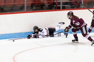 Women’s Hockey splits weekend series with Colgate