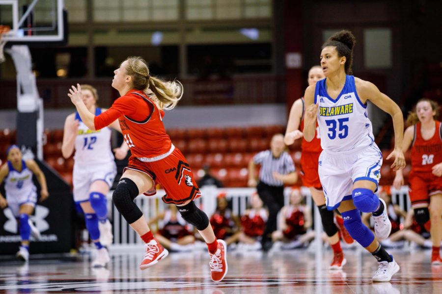 Sophomore guard Stella Clark looks to release on a fast break in a Jan. 20 game against Delaware.