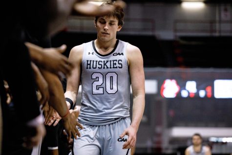 Kansas demolishes Northeastern in NCAAs
