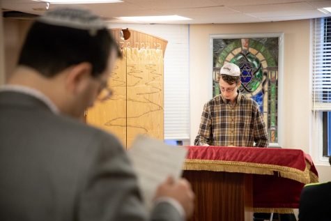 NU Jewish community struggles with conflict between finals and Passover