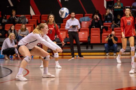 Elon ends NU hopes in CAA tournament