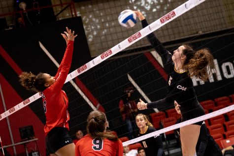 Women’s volleyball finishes off regular season, looks to CAA tourney