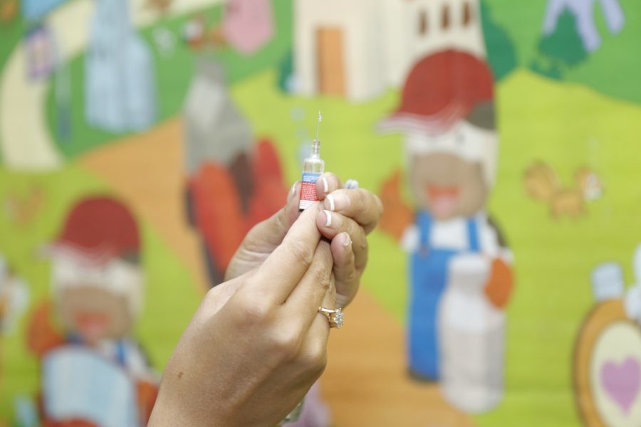 IPV+vaccination+by+Sanofi+Pasteur+is+licensed+under+CC+BY-NC-ND+2.0++++