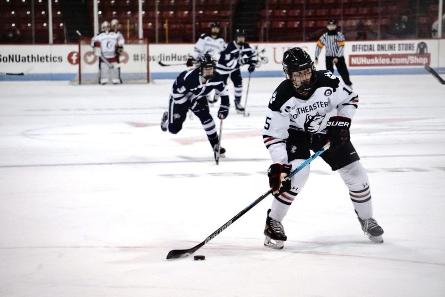 Northeastern womens hockey against UCONN