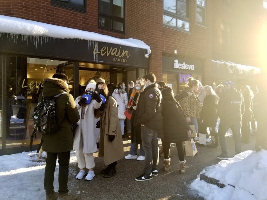 New York City-based bakery Levain Bakery had opened its newest location on Newbury St. to huge success and demand. The bakery is famous for its giant, dense chocolate chip walnut cookies. Photo credit Colette Pollauf.