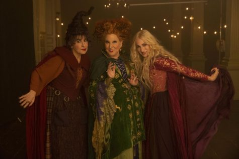 Kathy Najimy as Mary Sanderson, Bette Midler as Winifred Sanderson, and Sarah Jessica Parker as Sarah Sanderson in HOCUS POCUS 2, exclusively on Disney+. Photo by Matt Kennedy. © 2022 Disney Enterprises, Inc. All Rights Reserved.