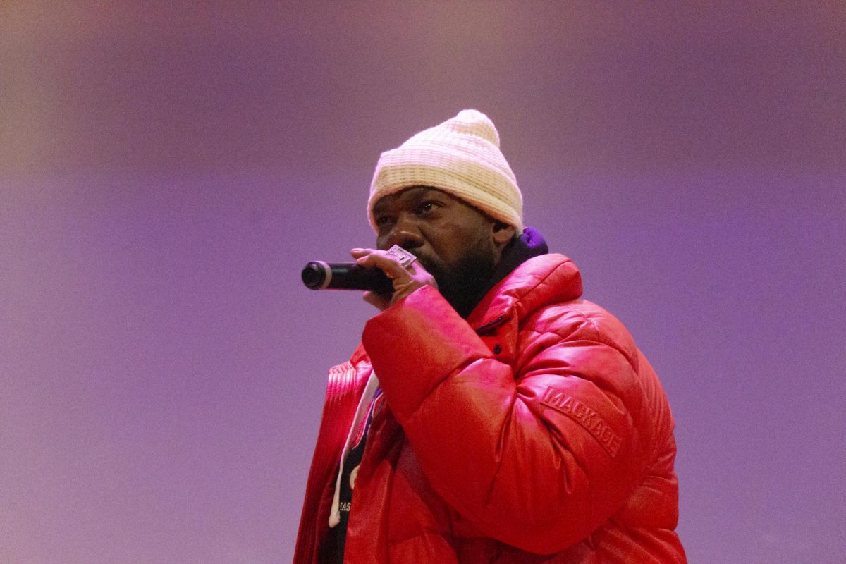 Raekwon makes his appearance donning a red puffer and white beanie. He paid tribute to his late bandmate Ol’ Dirty Bastard by performing his hit song Shimmy Shimmy Ya.”