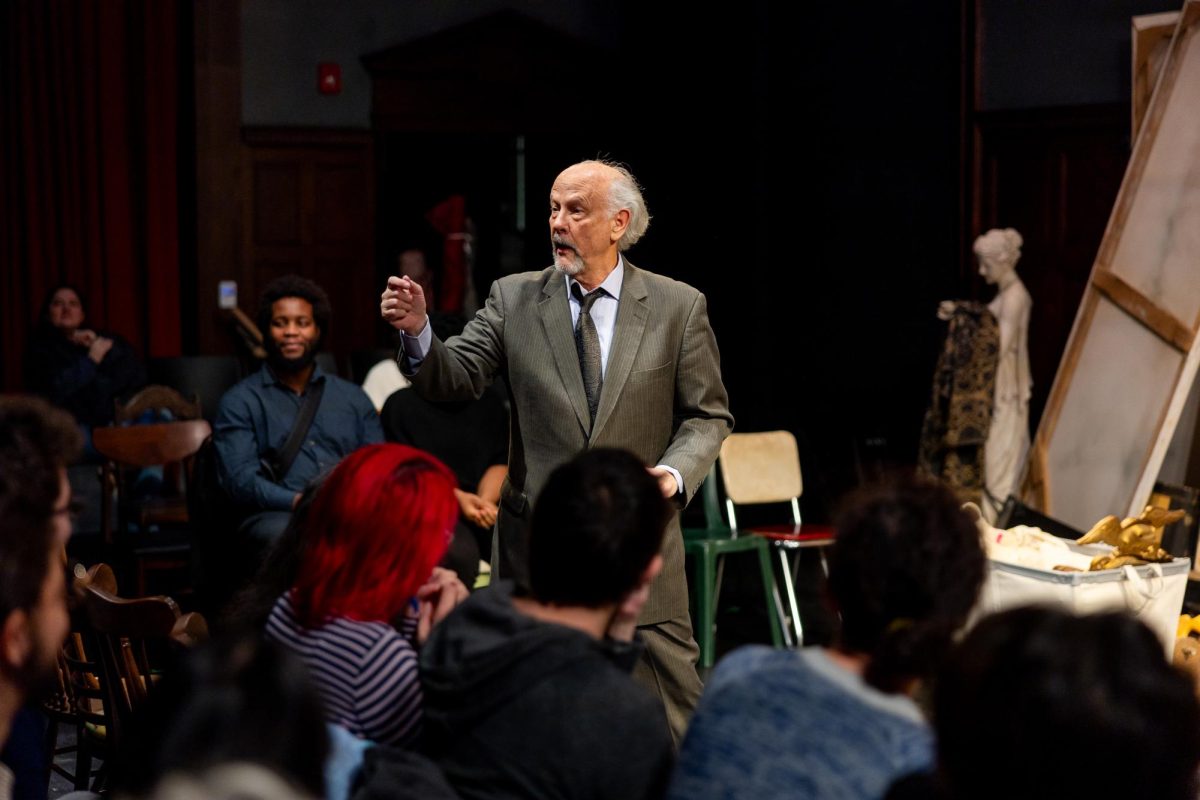 Jim+Ortlieb+directly+addresses+the+audience.+Stand+Up+If+Youre+Here+Tonight+removed+boundaries+between+the+play+and+its+audience.+Photo+courtesy+Nile+Hawver%2C+The+Huntington+Theatre.