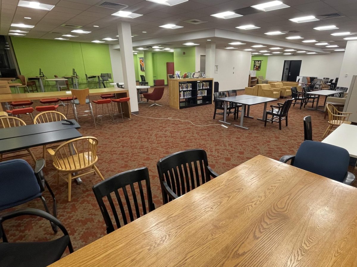 Empty desks fill the Law Library’s second floor. Users on the Northeastern Reddit page described it as “secretive” or “silent” in past years.