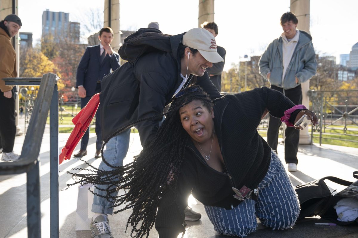 A contestant helps Oliveira get up after she accidentally falls. The look-alike jokingly said “Spider-Man’s here!” while he rushed to “rescue” Oliveira.