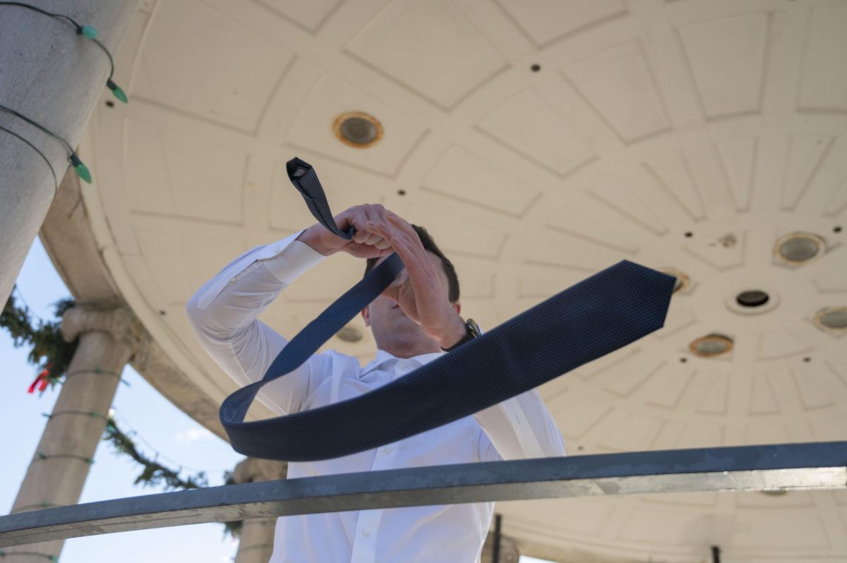 Anderson takes off his tie during his routine in the dance battle. Contestants were asked to do their best recreation of Holland’s famous “Lip Sync Battle” dance to “Umbrella” by Rihanna.