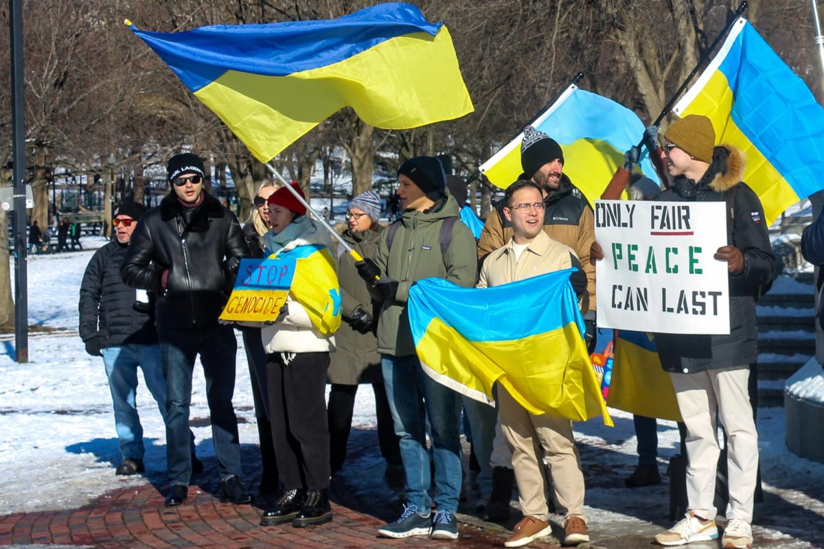 Ukrainian activists and Boston residents join together and rally for the end of Russia's Ukraine invasion. Together they chanted and encouraged passersby to join their protest.